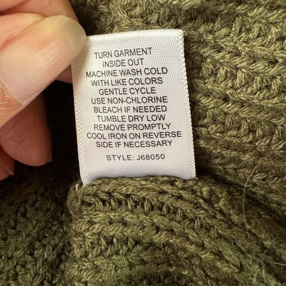 It’s Our Time V Neck Lace Up Knit Green Sweater Women’s Size Medium - Picture 6 of 10